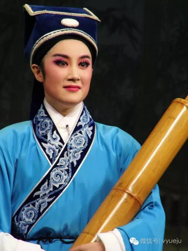 越剧演员张宇峰，传统艺术的璀璨新星闪耀舞台