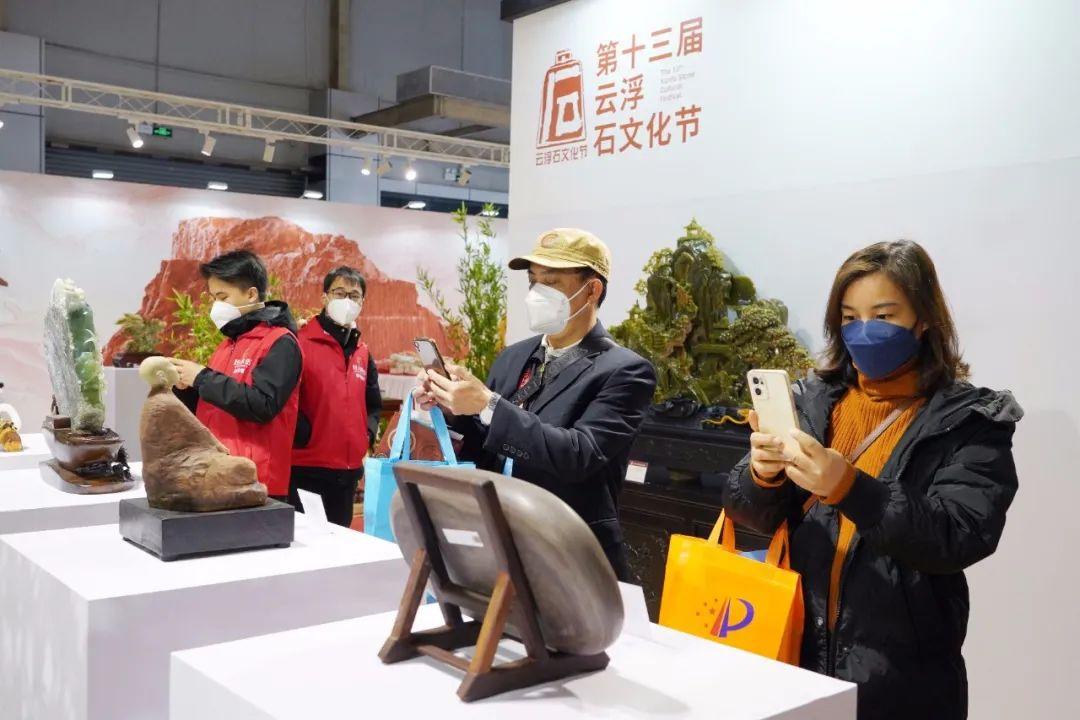 云浮石材厂招聘启事，日常趣事与招聘情缘探秘