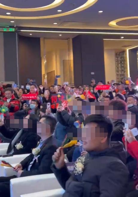 美国歌唱比赛，音乐与梦想的璀璨舞台！