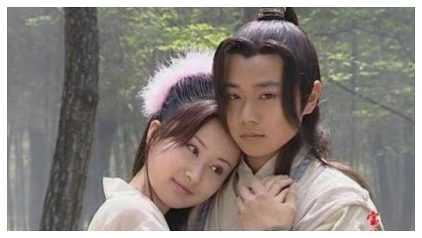 演员姚迪与小巷深处的神秘小店故事