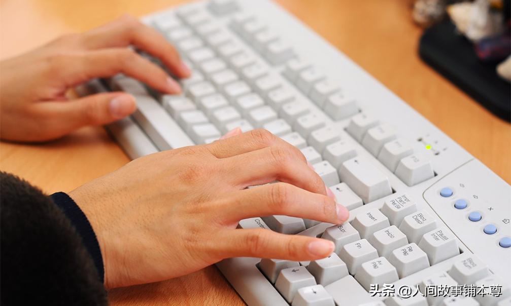 最新客服工资与小巷特色小店探秘揭秘